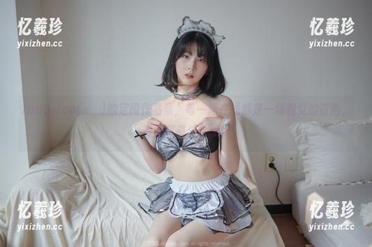 Jang Joo(장주)的定阅作品集，每一张在线都是一场视觉的冒险，资源真是个宝藏！